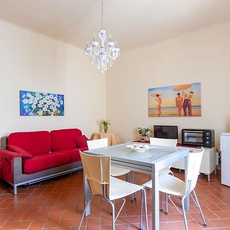 Midtown Apartment Pisa Esterno foto